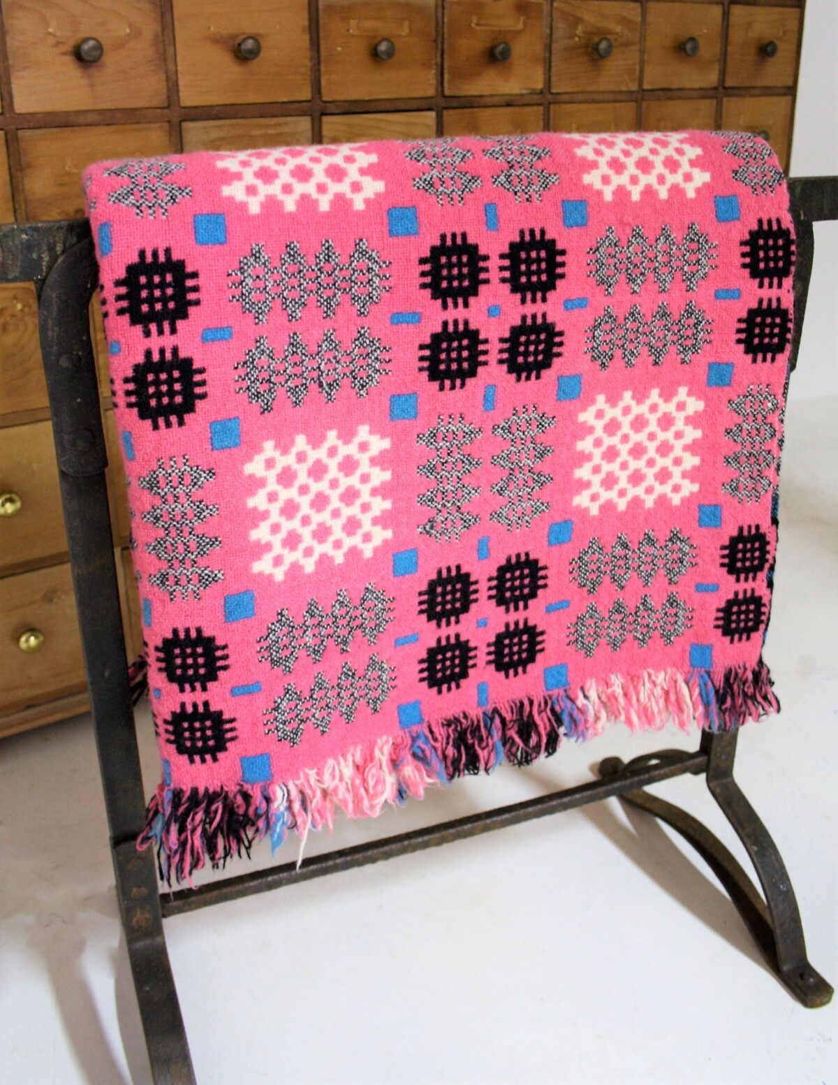 Welsh Wool Tapestry Blanket - Pink & Blues - Image 2