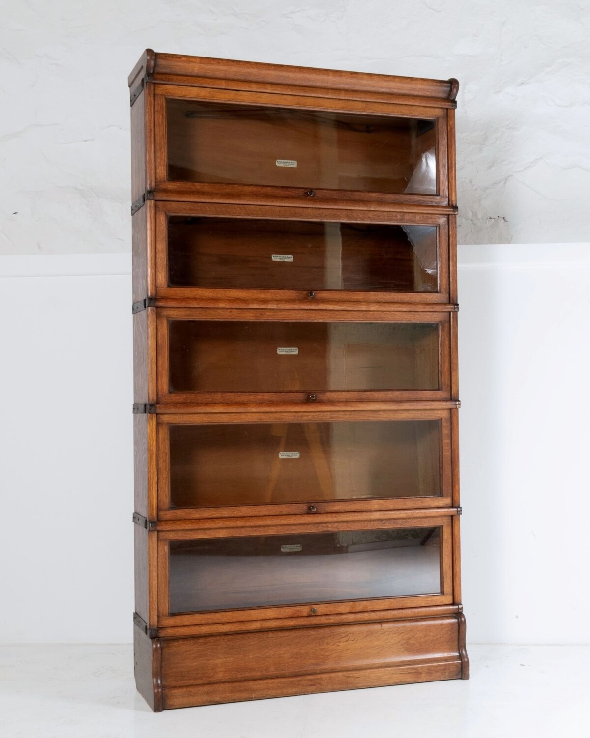 An Original Globe Wernicke & Co London Glazed 5 Tier Oak Barrister Library Bookcase - Image 15