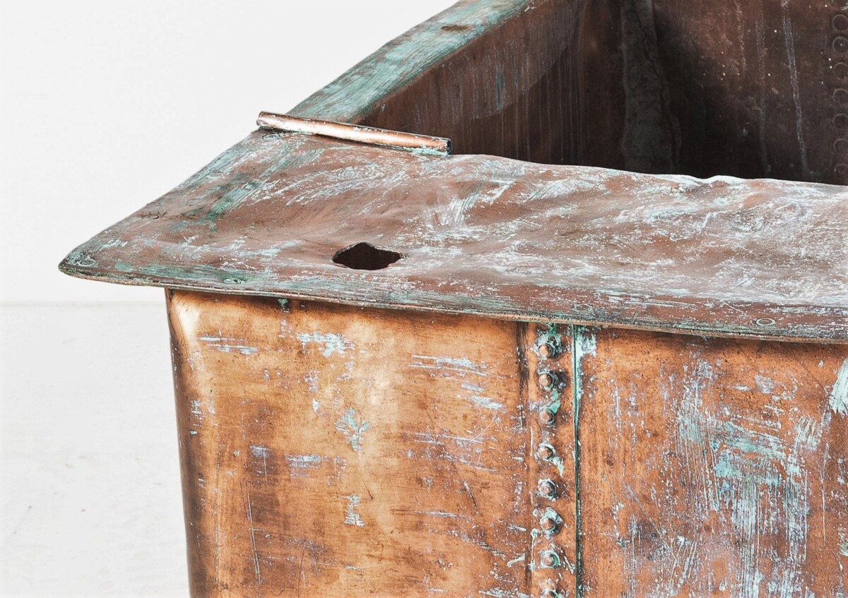 Very Large Early Victorian Decorative Copper House and Garden Planter | Unusual Size with Great Patina - Image 6