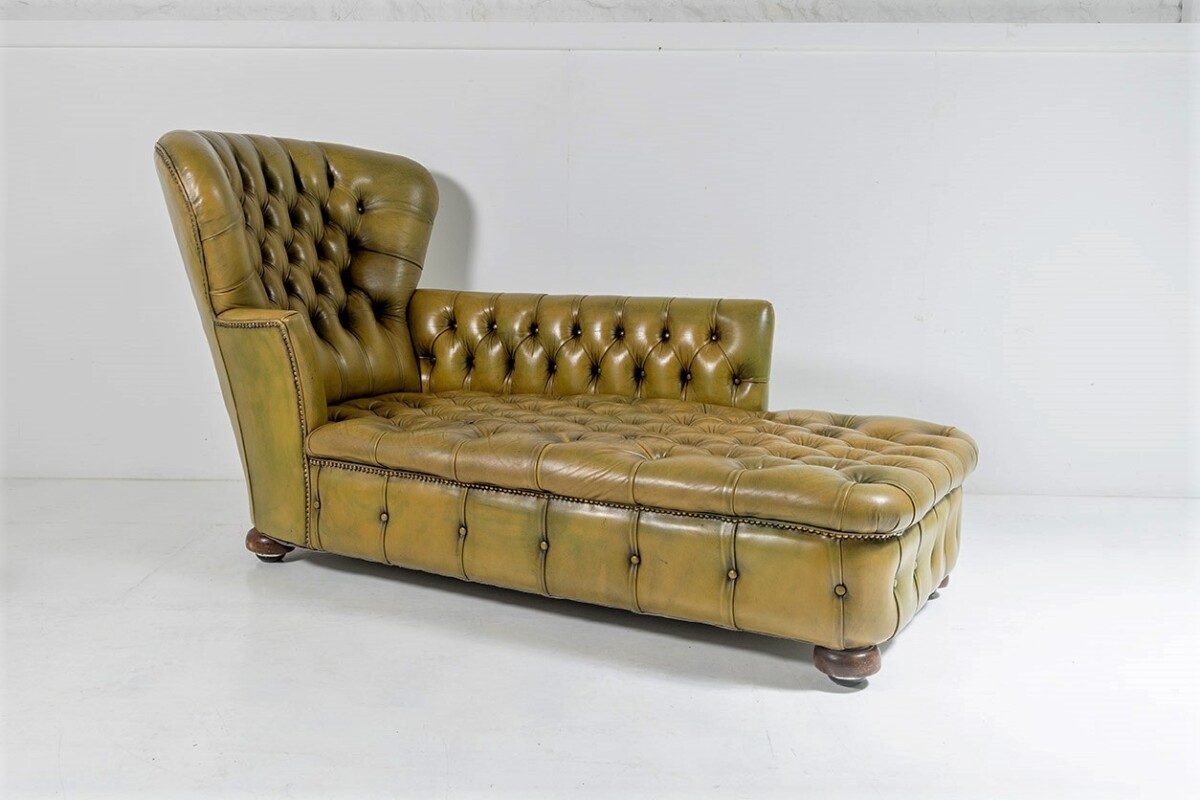 A wonderful Victorian Green Leather Chesterfield Deep Button high back Daybed Chaise