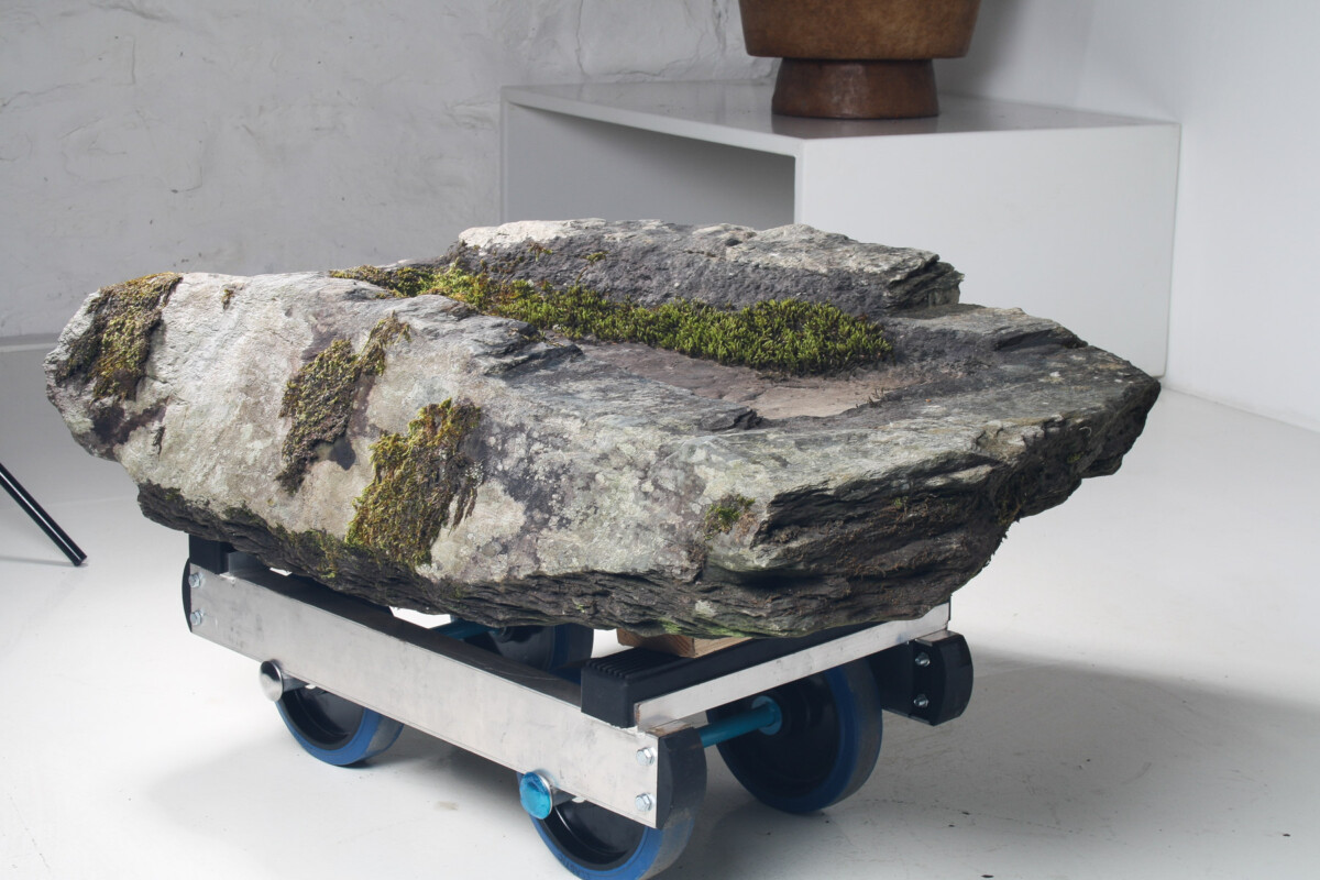 Large 17th Century Stone Trough Garden Feature Weathered Moss Bonsai Carved Stone - Image 12