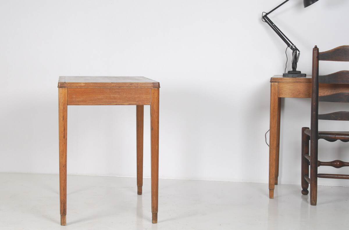 A pair of 1940s British Military MOD Oak Desk Tables – Royal Crest - Image 7