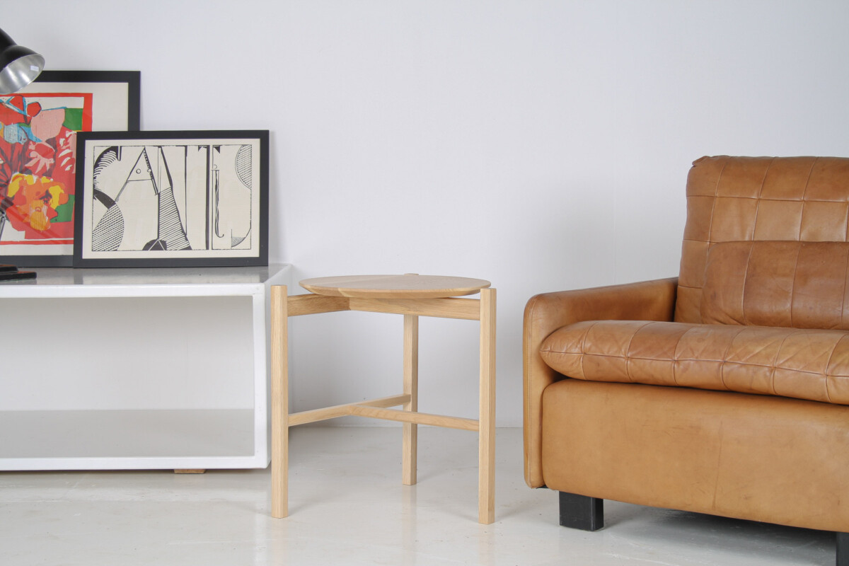 Modernist Bauhaus Japanese Oak Side Table - Circular Top - Image 2