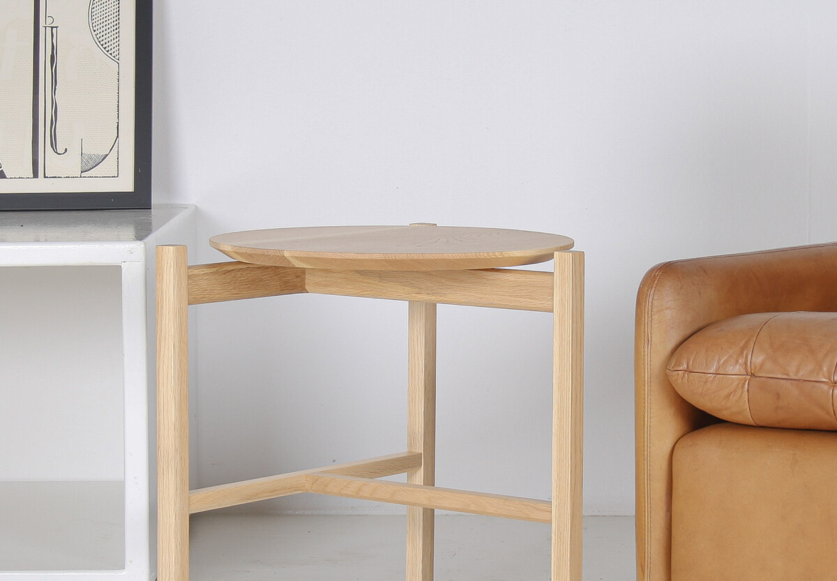 Modernist Bauhaus Japanese Oak Side Table - Circular Top - Image 3